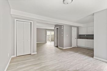 Wood Inspired Plank Flooring at Spring Creek Townhomes Apartments, Springfield, IL 62702
